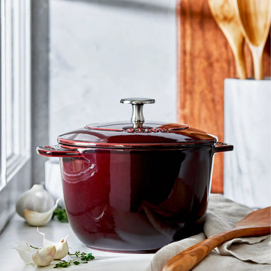 1.5 qt, Petite French Oven, Grenadine